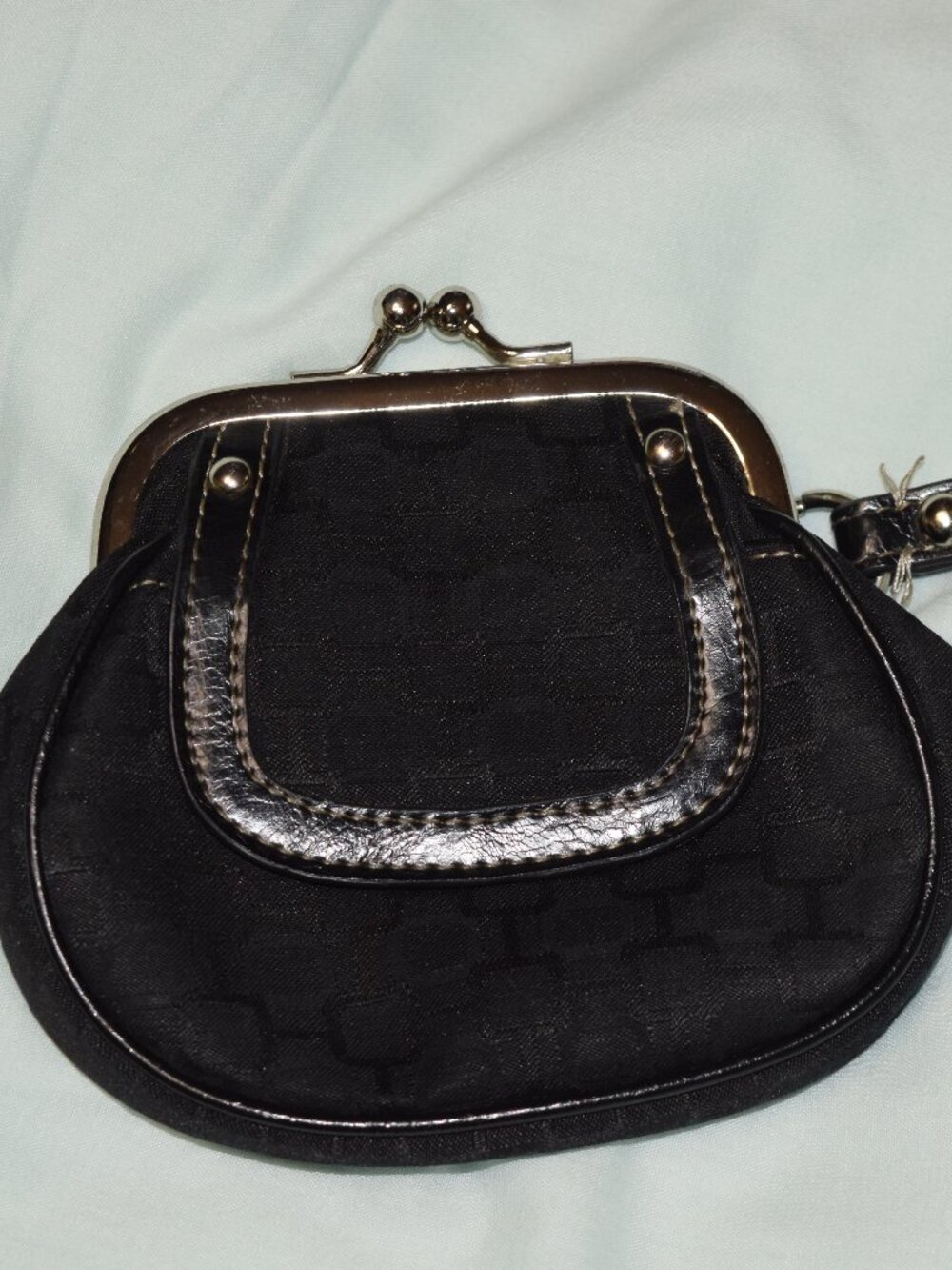 Black Geometric Print Kiss Lock Coin Purse Wristlet